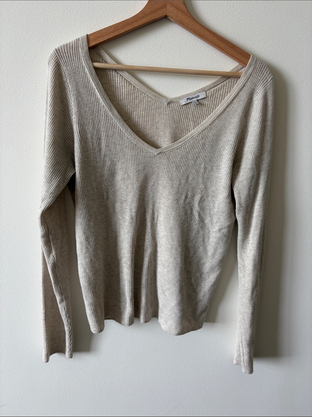 Madewell Ribbed V-Neck Top - Light Taupe